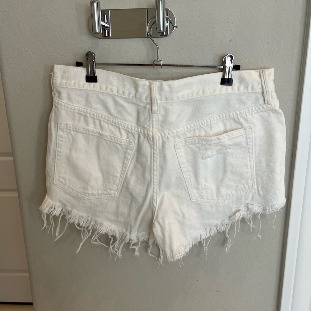 Free people good vibrations white denim cutoff shorts - Picture 3 of 4
